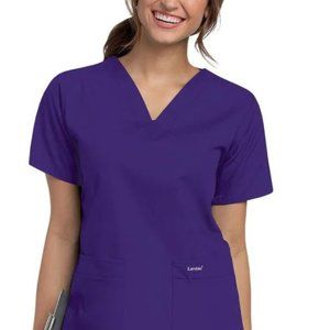 NWT Landau Essentials 4 Pocket V-Neck Top